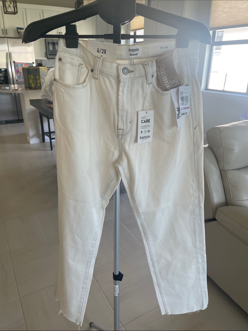 NWT Kensie Jeans Womens 6 28 Jeans Ultimate High-Rise Skinny Raw Hem Beige